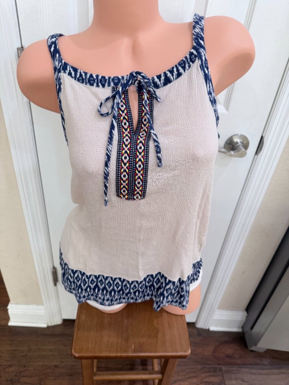 New Directions Small Boho Tank Top Ivory Navy Southwestern Print Tie Neck